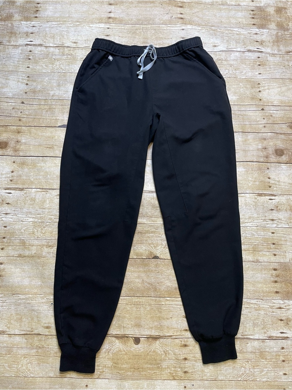Figs Men’s Black Tansen Jogger Scrub Pants